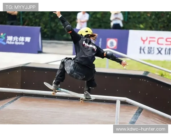 武汉街舞队在滑板精英赛中的默契配合与精彩表现分析