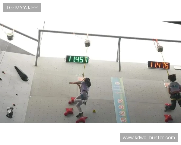 深圳攀岩队防守策略分析与比赛表现评估的深度探讨 深圳攀岩队防守策略分析与比赛表现评估的深度探讨