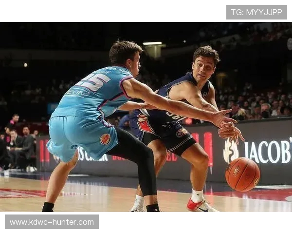 墨尔本联队迎战野猫期待一场精彩绝伦的足球盛宴