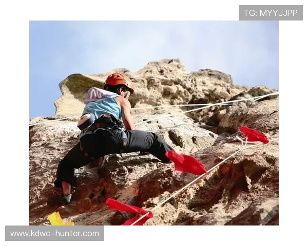 上海攀岩队勇敢反击与创新之路探索全景揭秘 上海攀岩队勇敢反击与创新之路探索全景揭秘